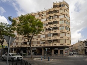 4º Piso con ascensor. Avda. Constitución Novelda