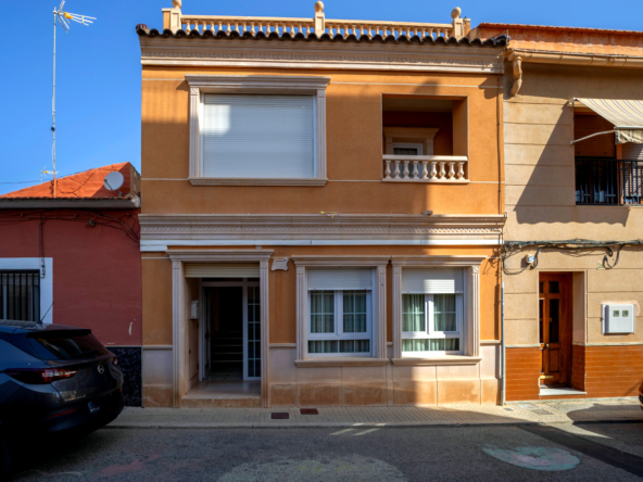 Vivienda unifamiliar. Barrio Maria Auxiliadora.