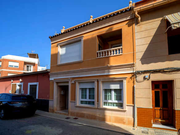 Vivienda unifamiliar. Barrio Maria Auxiliadora.
