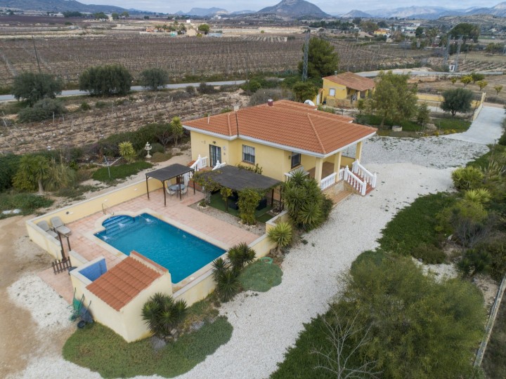 Casa de Campo. Horna Baja, Novelda