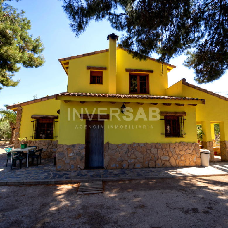 Casa de Campo. Paseo de los Molinos, Novelda