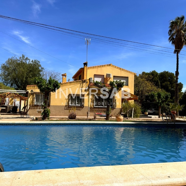 Chalet Independiente en Montesinos, Novelda (Alicante)