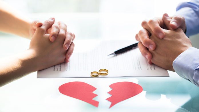 Los separados y divorciados tienen derecho a exención por reinversión