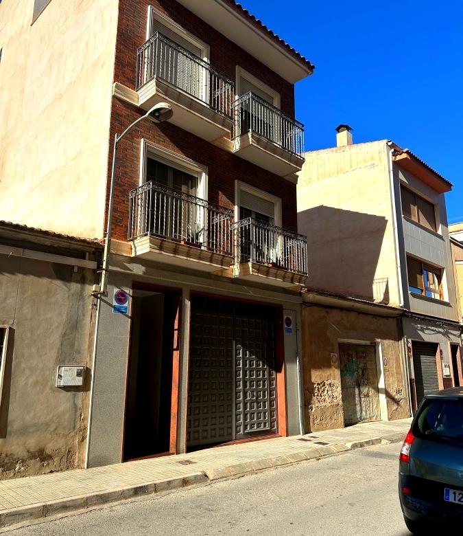 Casa Independiente calle Alicante NOVELDA