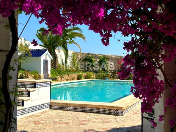 Chalet independiente en Horna Alta NOVELDA