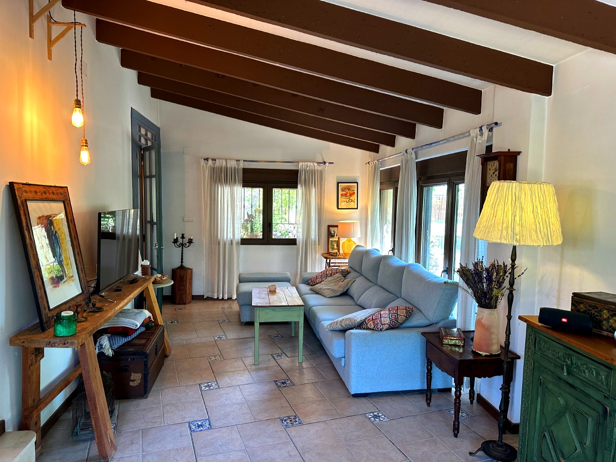 Chalet independiente en Horna Alta NOVELDA