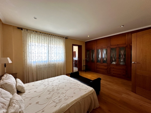 Casa independiente en barrio Sagrado Corazón NOVELDA