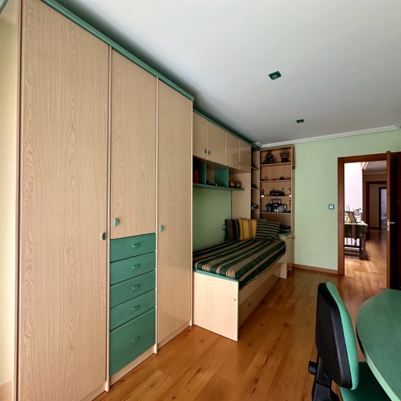 Casa independiente en barrio Sagrado Corazón NOVELDA