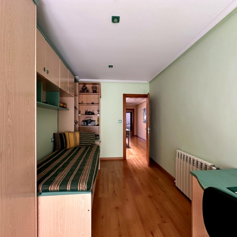 Casa independiente en barrio Sagrado Corazón NOVELDA