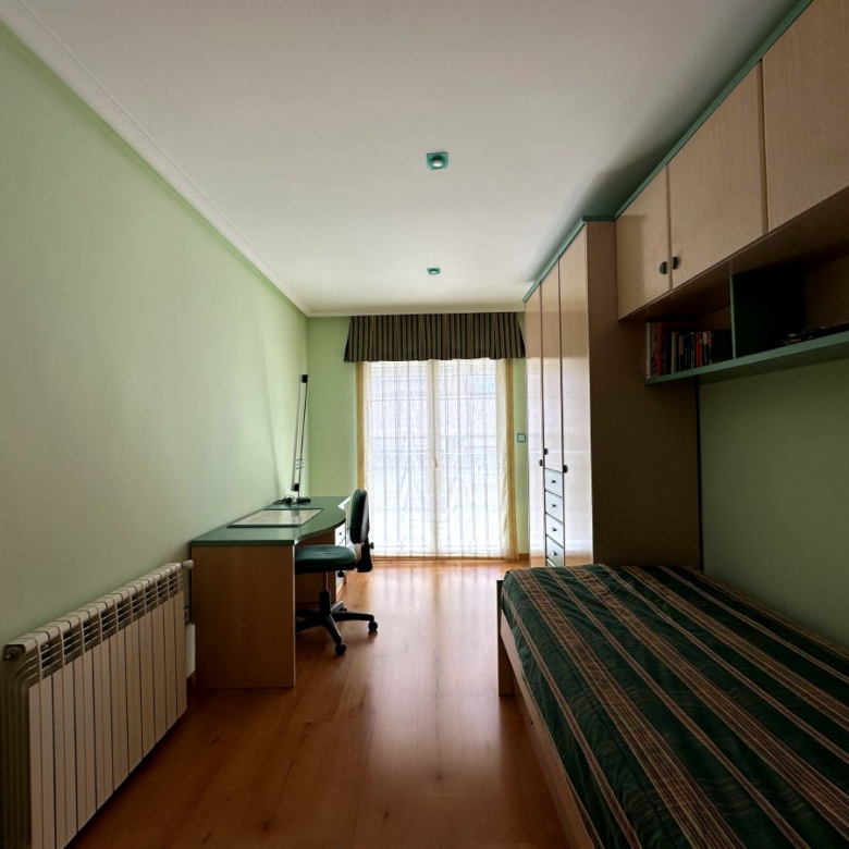 Casa independiente en barrio Sagrado Corazón NOVELDA