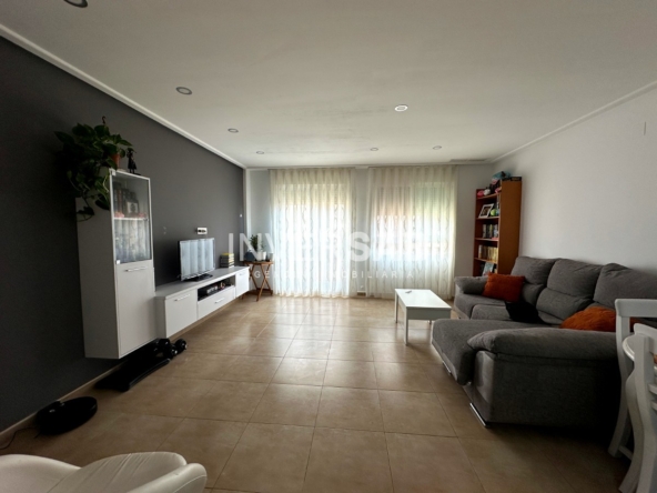 Piso primera planta en barrio San Roque NOVELDA