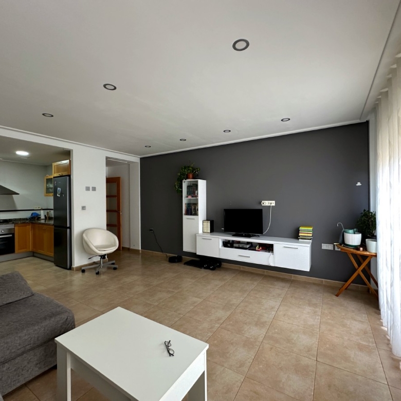 Piso primera planta en barrio San Roque NOVELDA