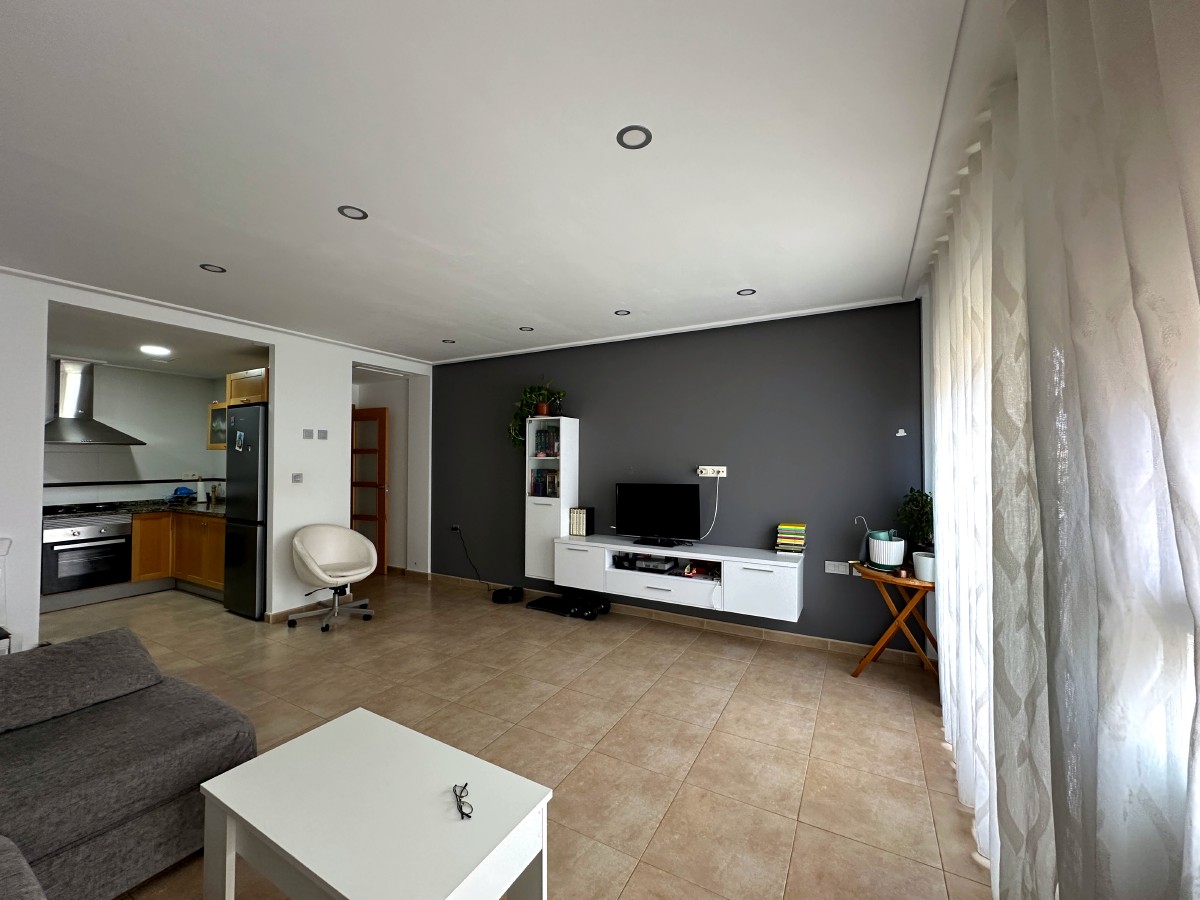 Piso primera planta en barrio San Roque NOVELDA