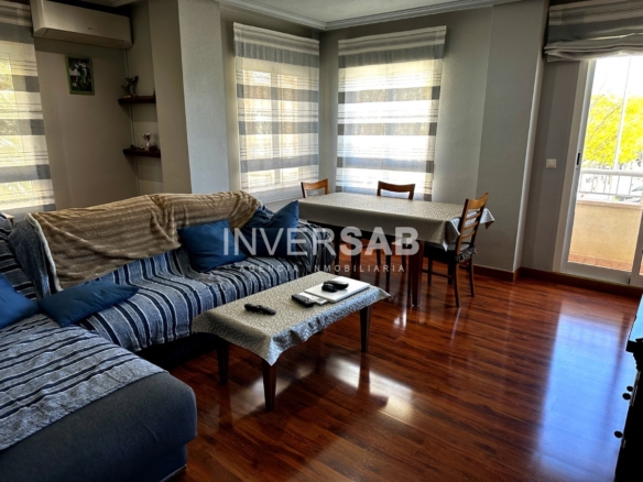 Piso en primera planta calle Maria Cristina NOVELDA